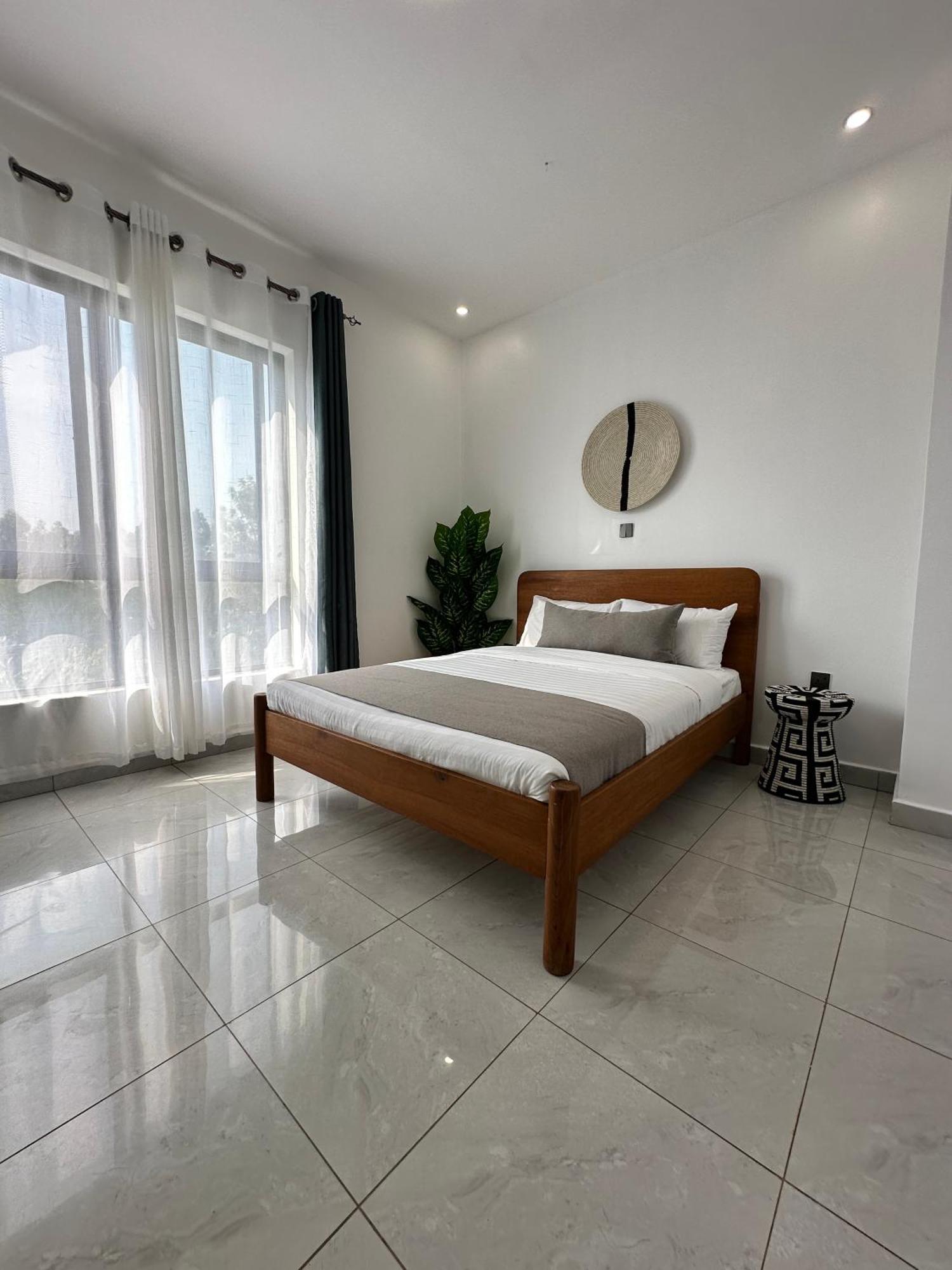 Coalescence Hotel Rwanda Кигали Екстериор снимка